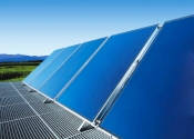 Flachdach-Solaranlage